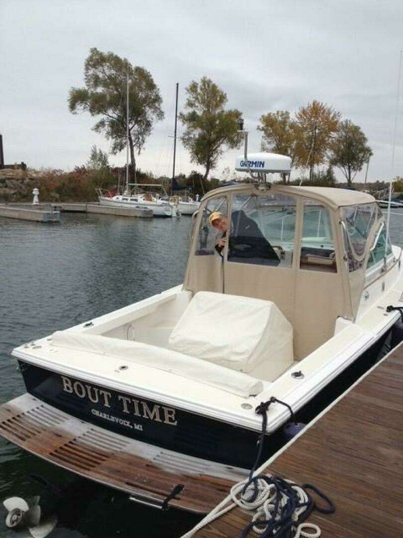 2005 Hunt Yachts 25 Surfhunter - Image 31