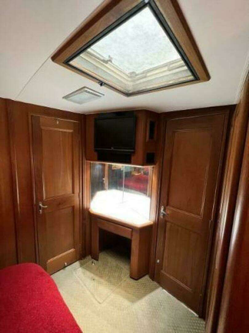 1991 Viking Boats Convertible - Image 38