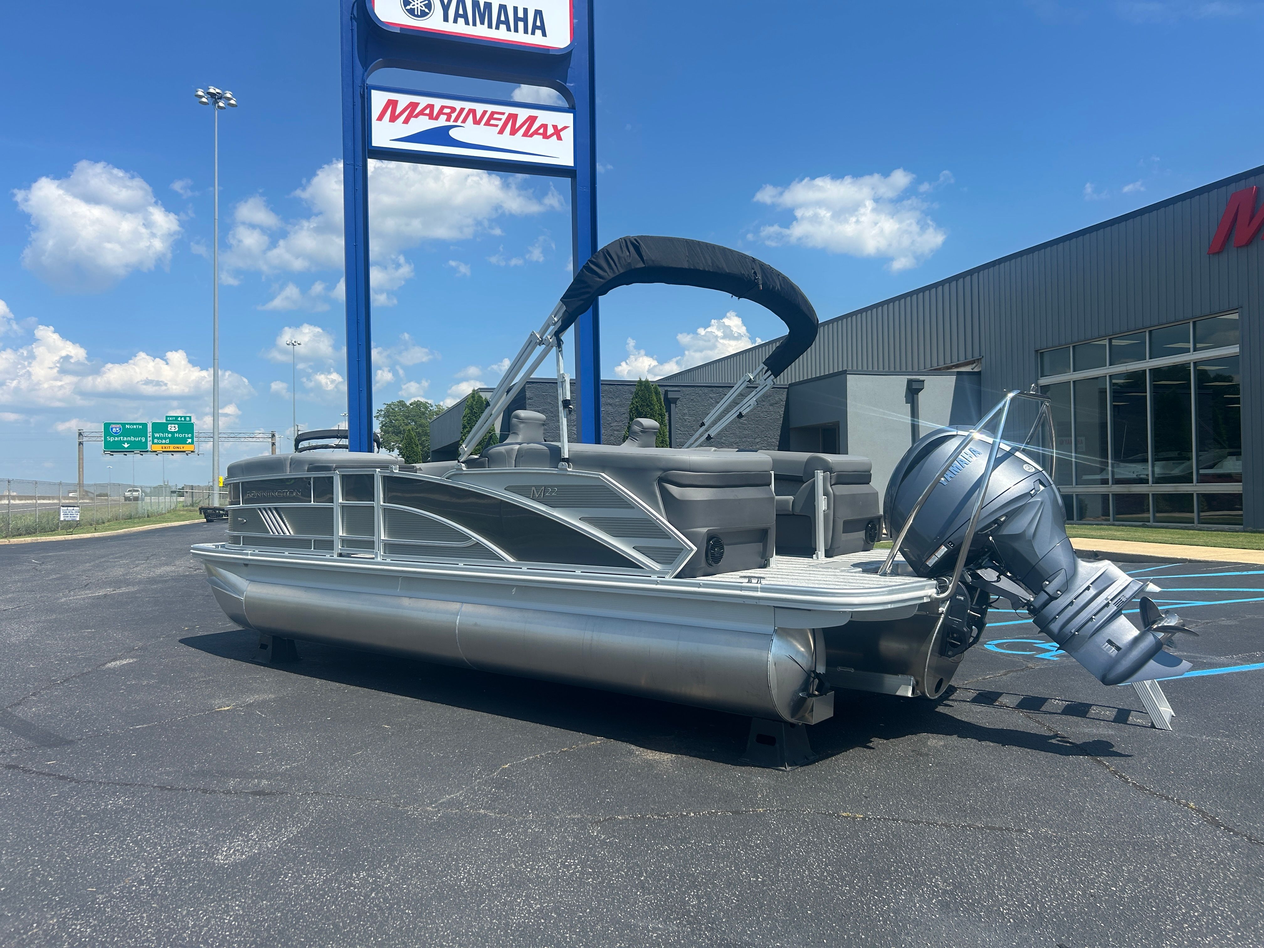 2026 Bennington 22 MFB - 3
