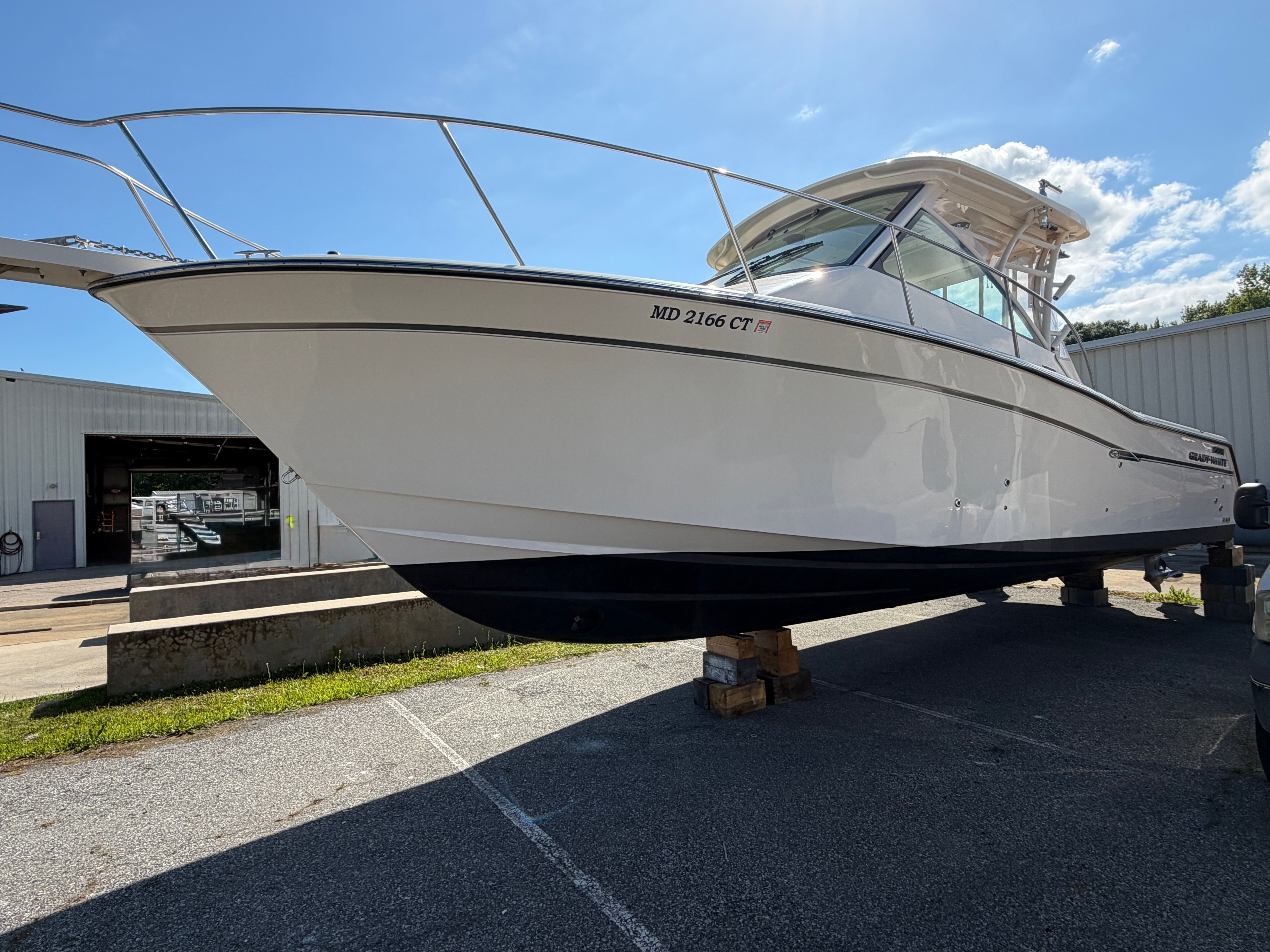 2019 Grady-White Express 330