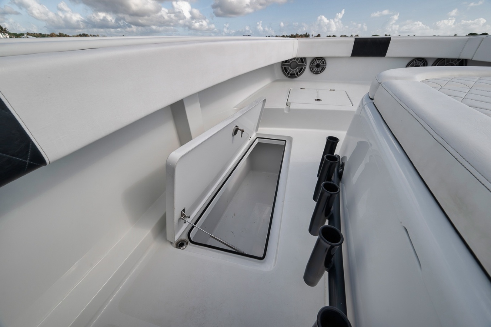 2020 Freeman 42LR - Image 16