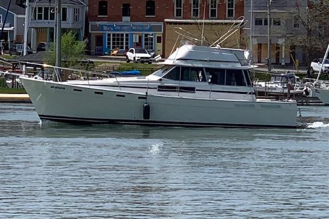 1985 Bayliner 3870 Motoryacht