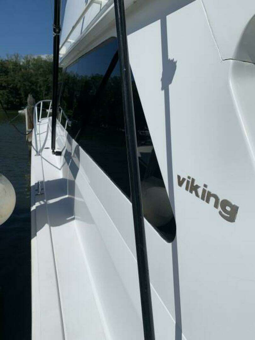 2000 Viking 50 Convertible Sportfish - Image 63