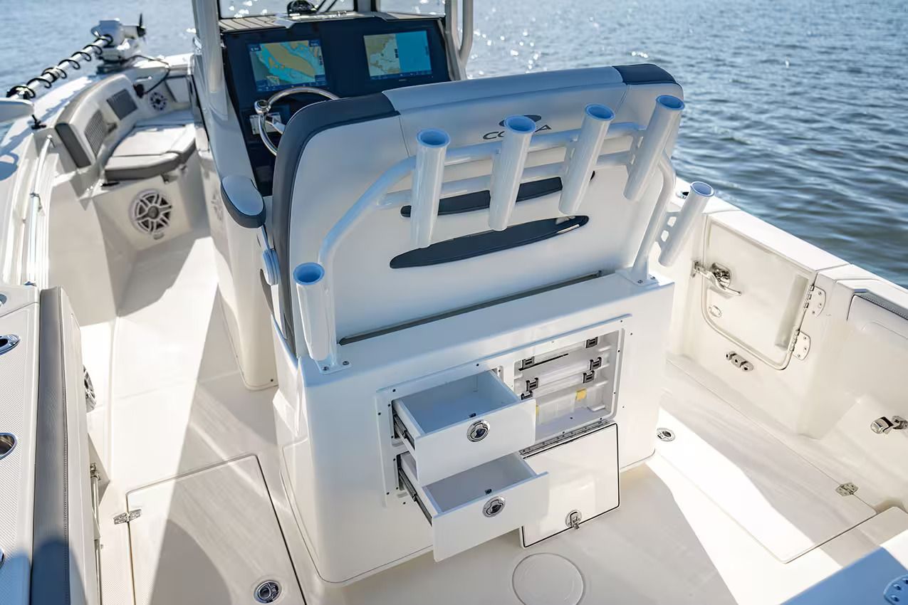 2027 Cobia 245 Center Console - 13