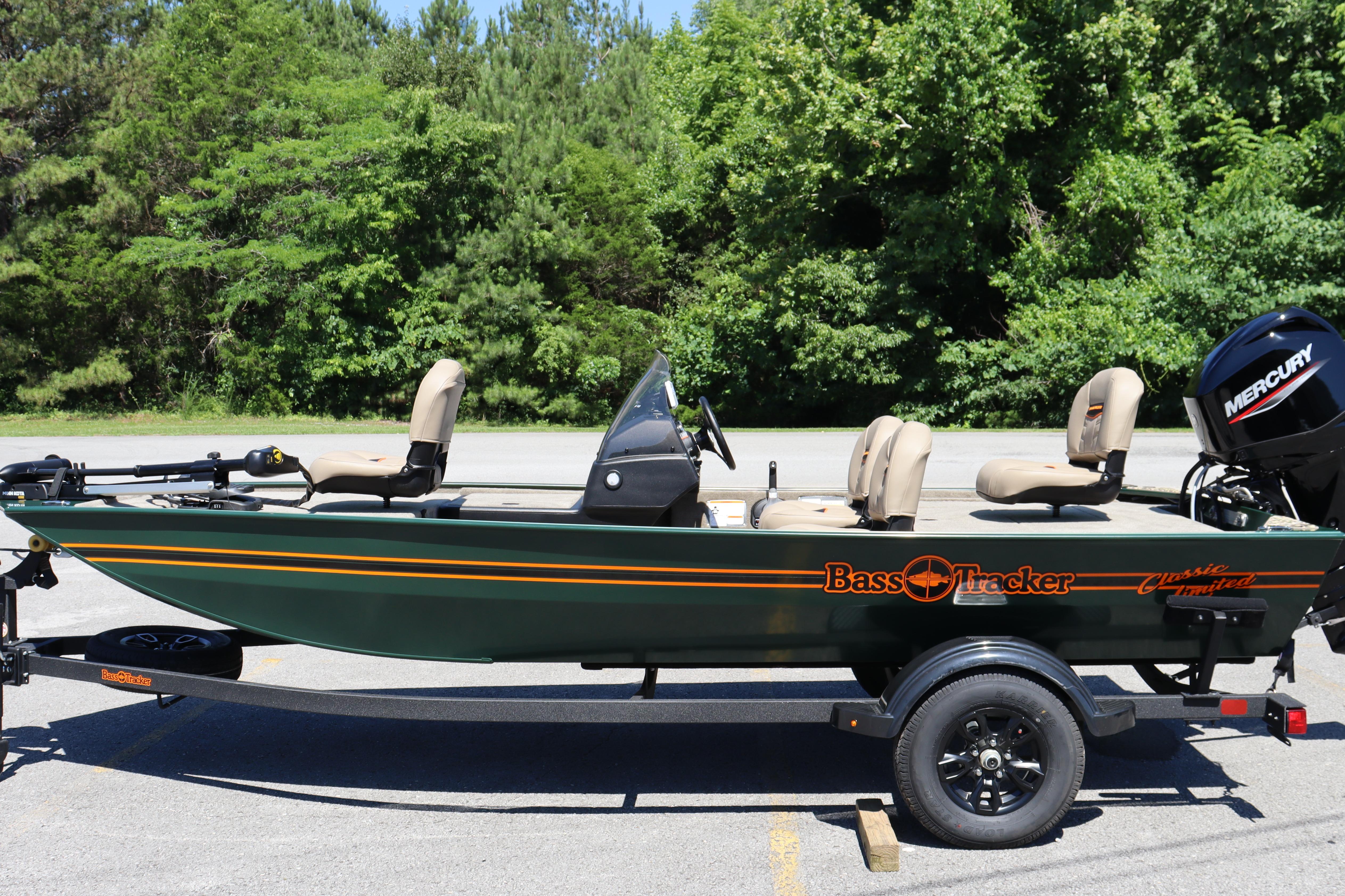 2026 Tracker Bass Tracker Classic Limited