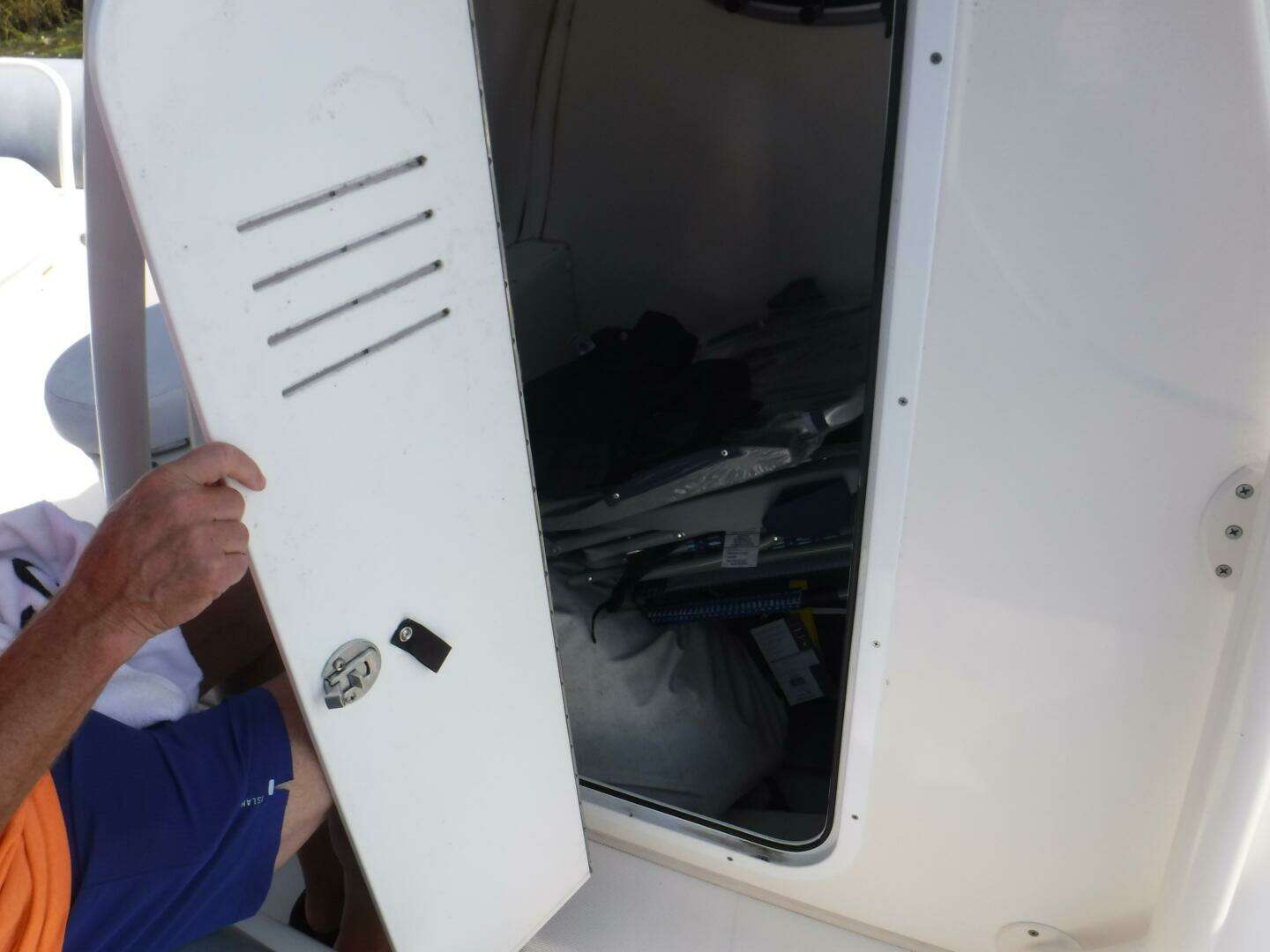 2015 Zodiac PRO 850 OPTIUM & Custom Trailer - Image 10
