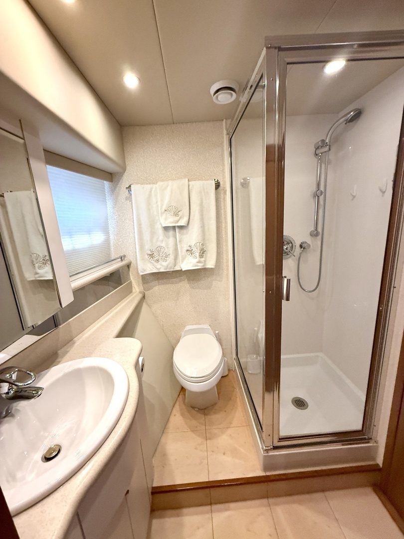 2001 Pacific Mariner — - Image 20