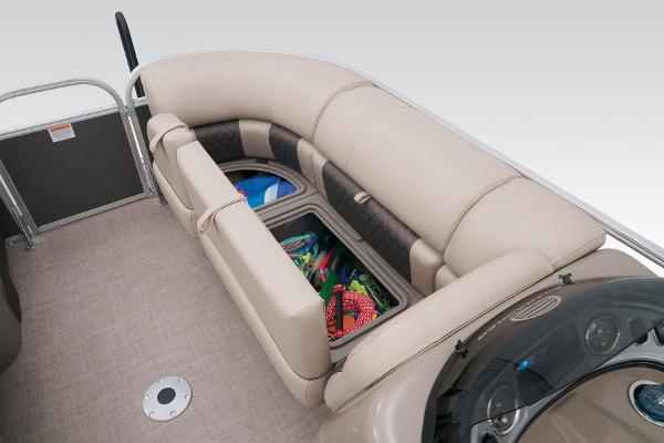 2023 Sun Tracker Party Barge 22 RF DLX - 23