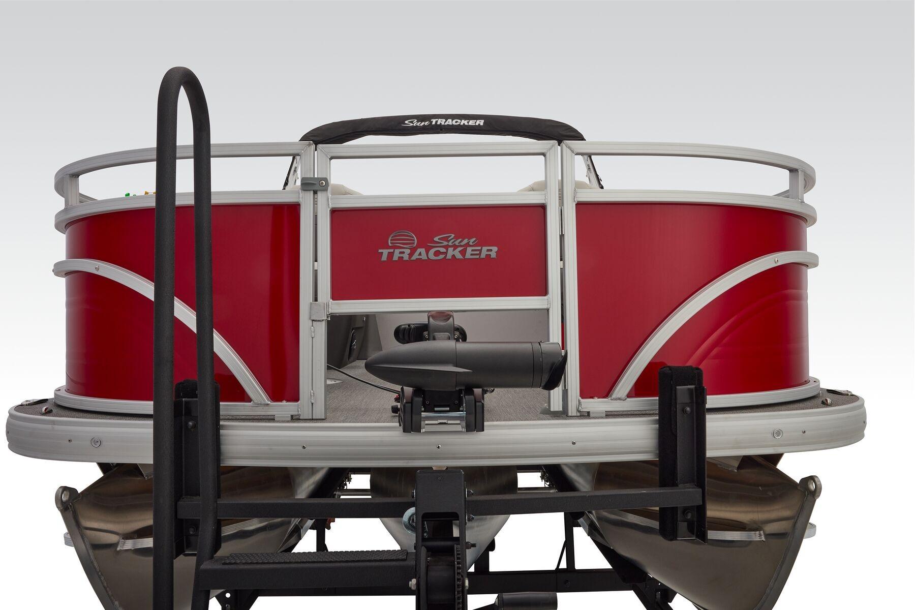 2026 Sun Tracker Fishin' Barge 22 XP3 - 35