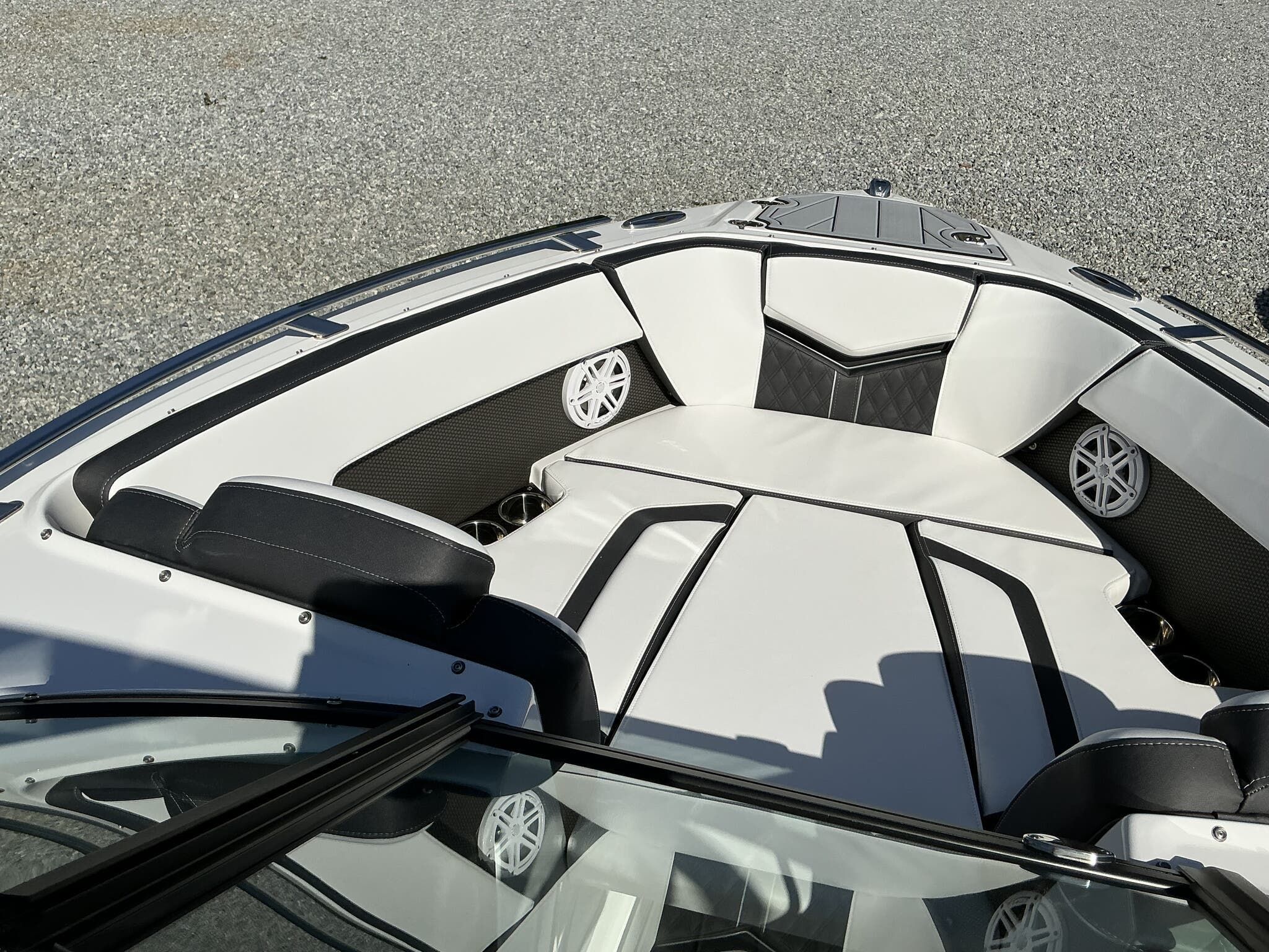 2025 Monterey 215SS Super Sport - 8