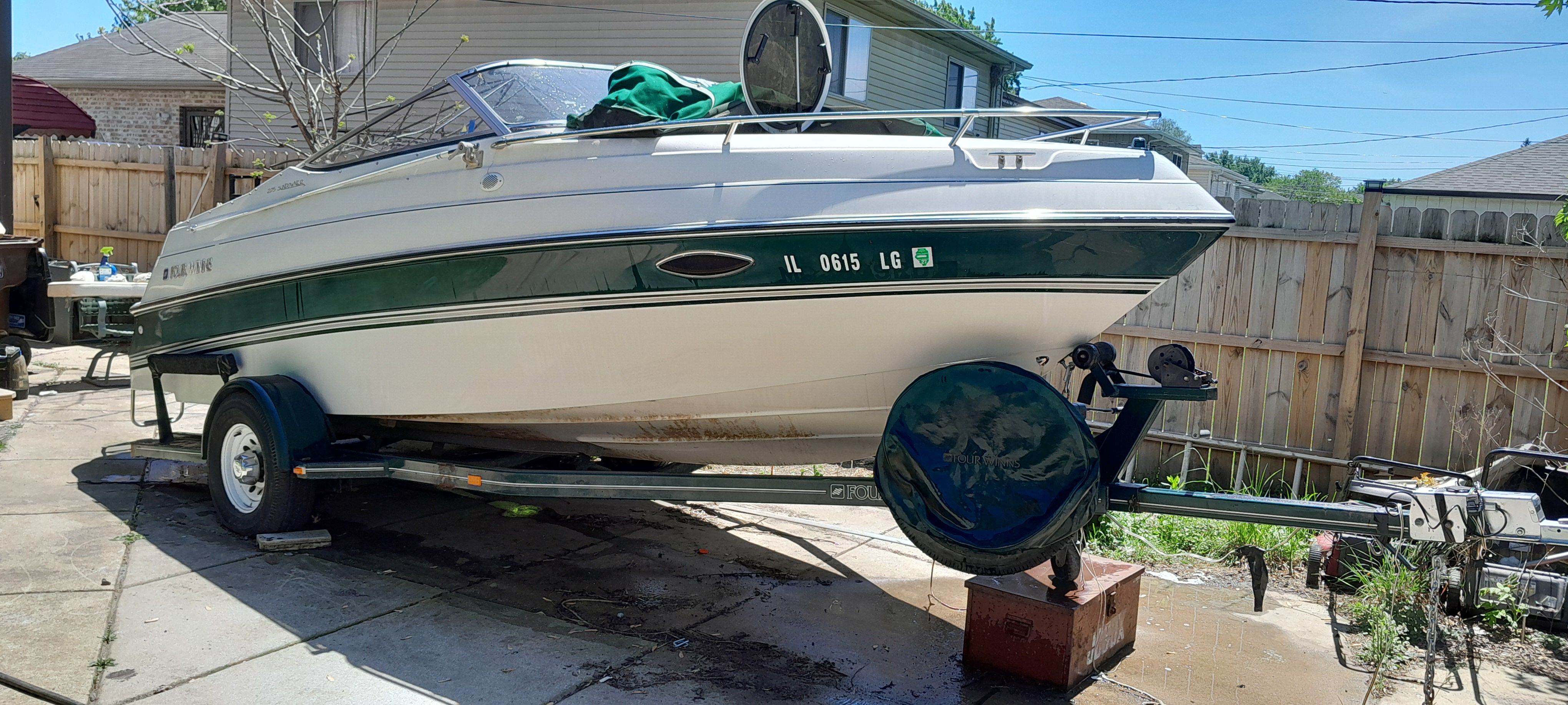 1995 Four Winns 205 Sundowner