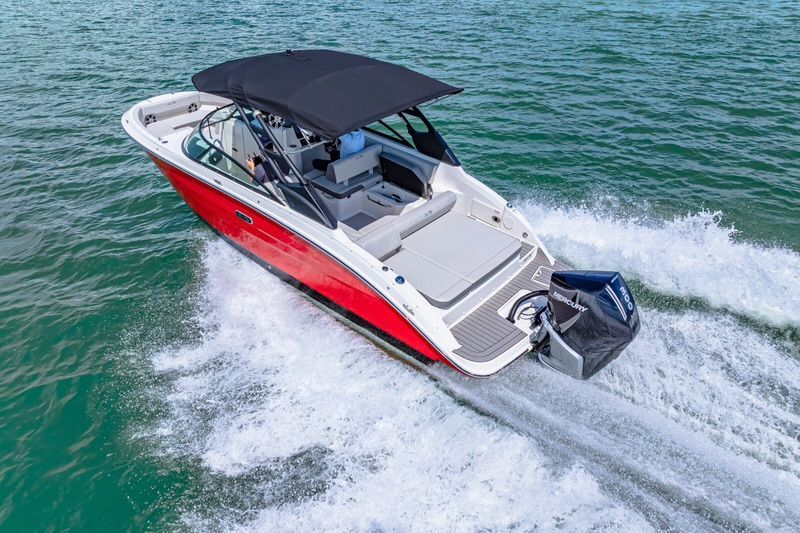 2025 Sea Ray SDX 250 Outboard - 32