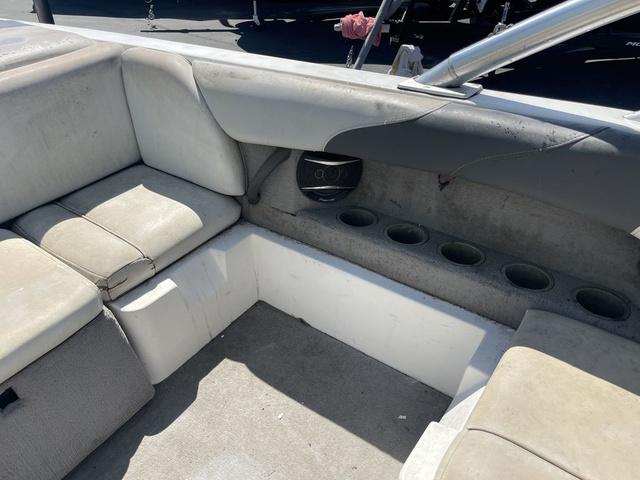 2004 Moomba Mobius XLV - 2