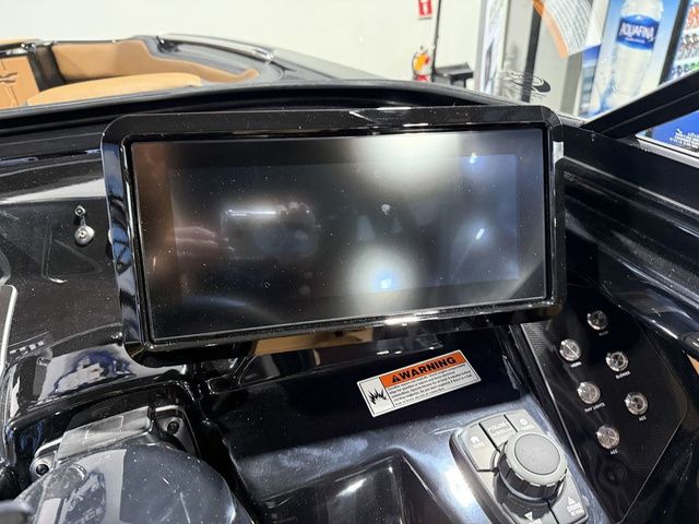 2026 Yamaha Boats 255XD - 22