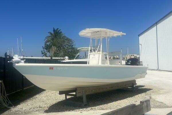 2016 Pathfinder 2400 TRS