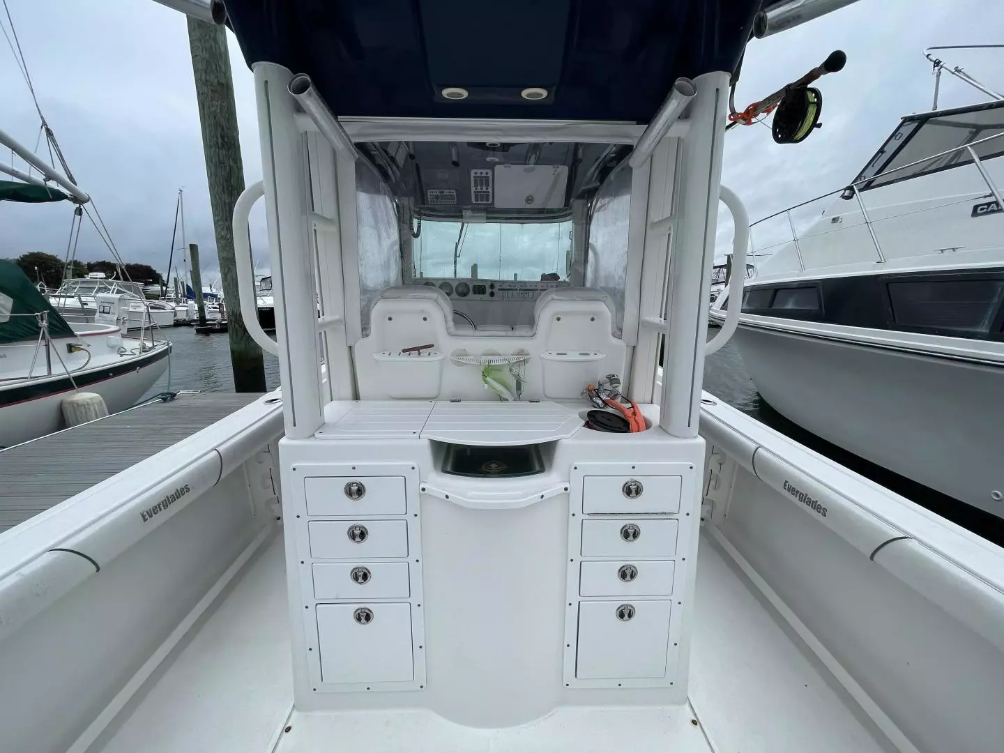 2007 Everglades 290 Pilot - Image 7