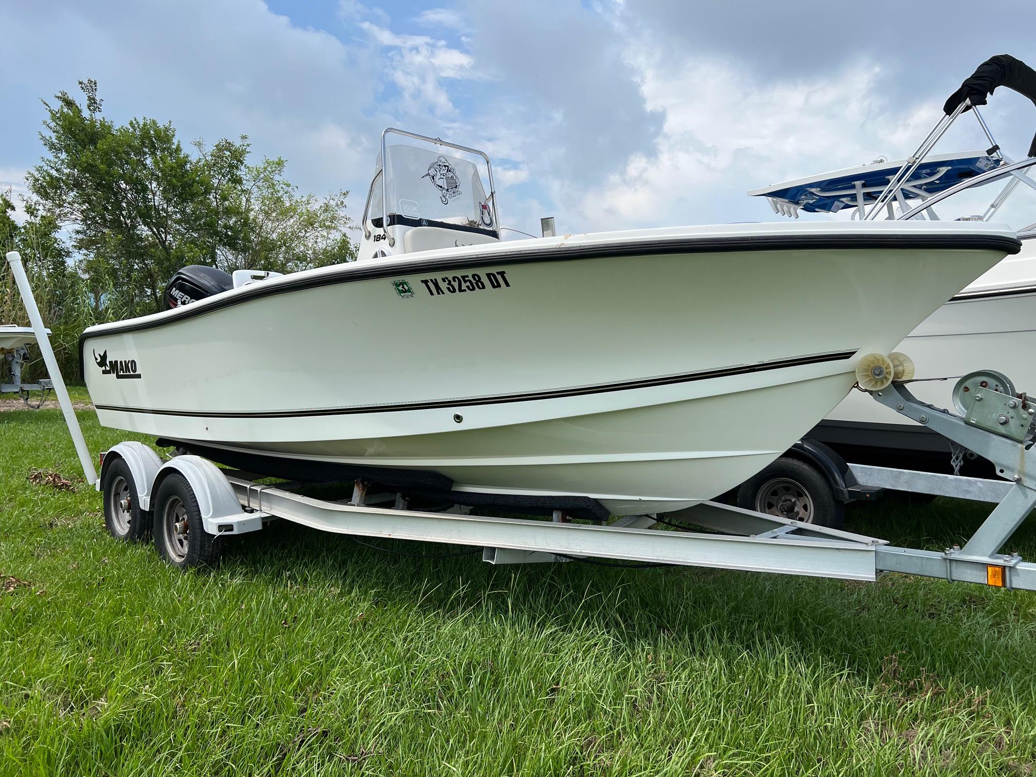 2015 Mako 184 Center Console