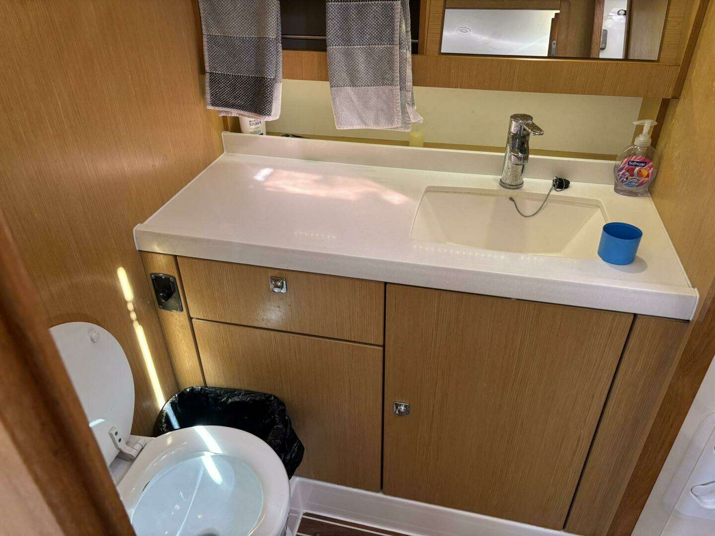2012 Bavaria Vision 46 - Image 25