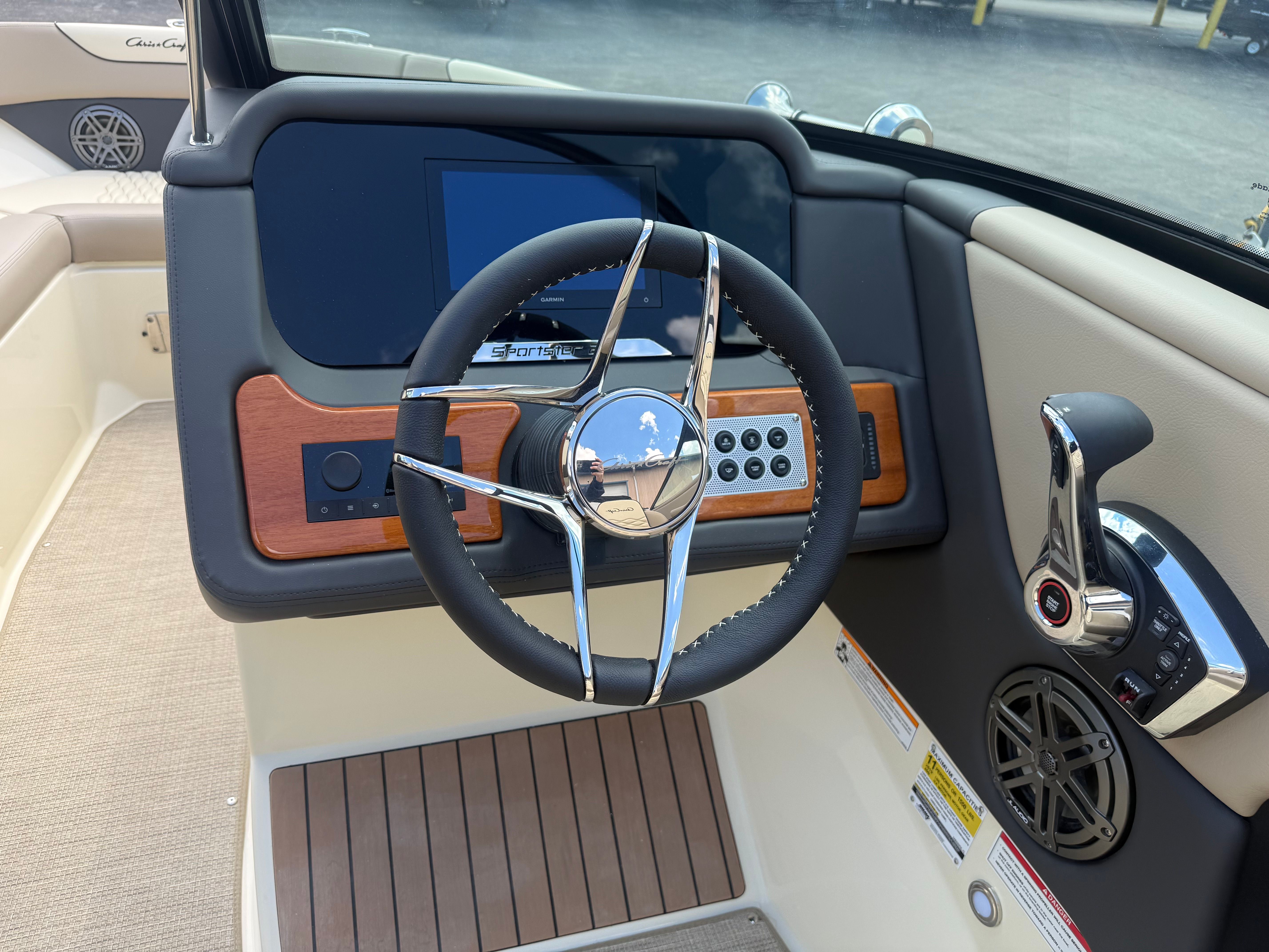 2027 Chris-Craft Sportster 25 - 7