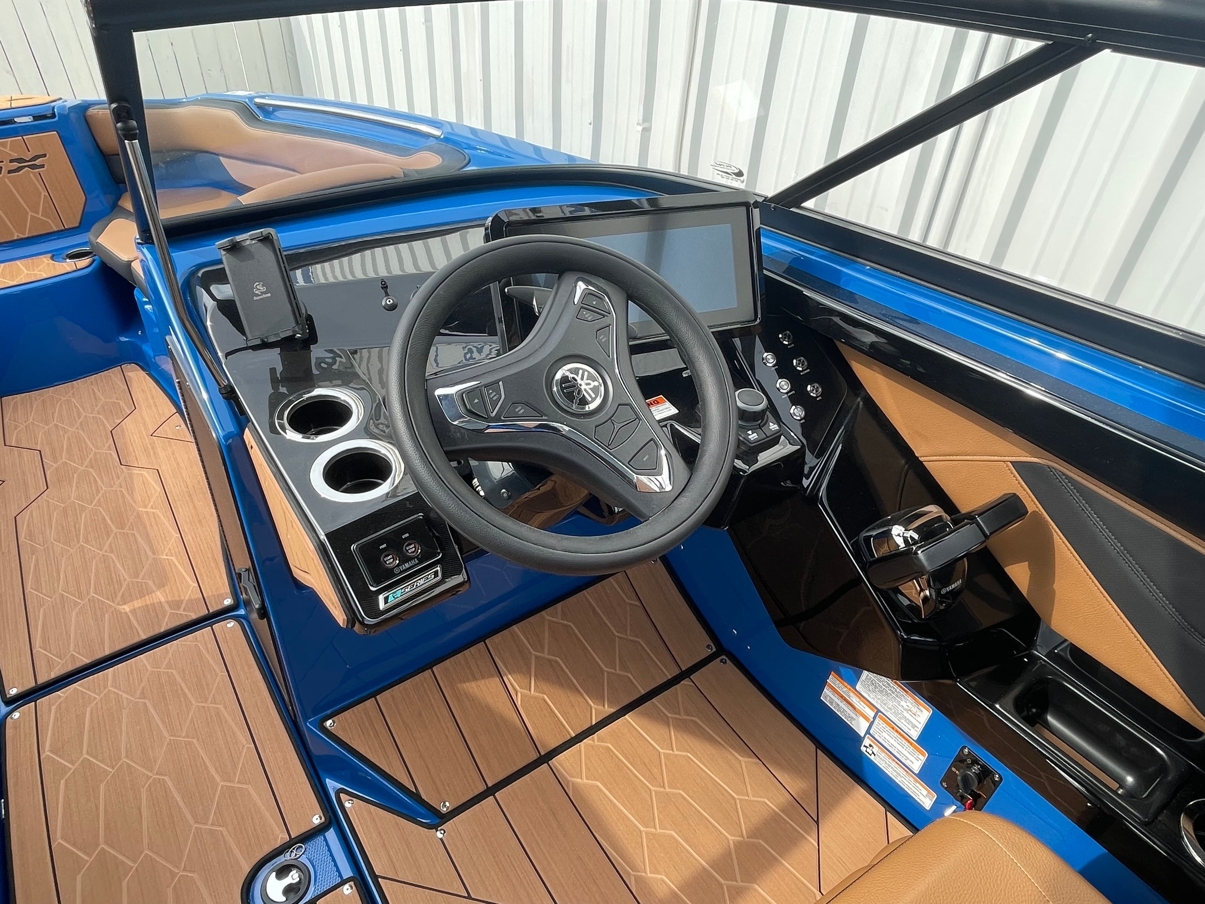 2026 YAMAHA 255 XD - Image 24