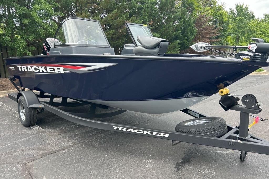 2025 Tracker Pro Guide V-175 WT