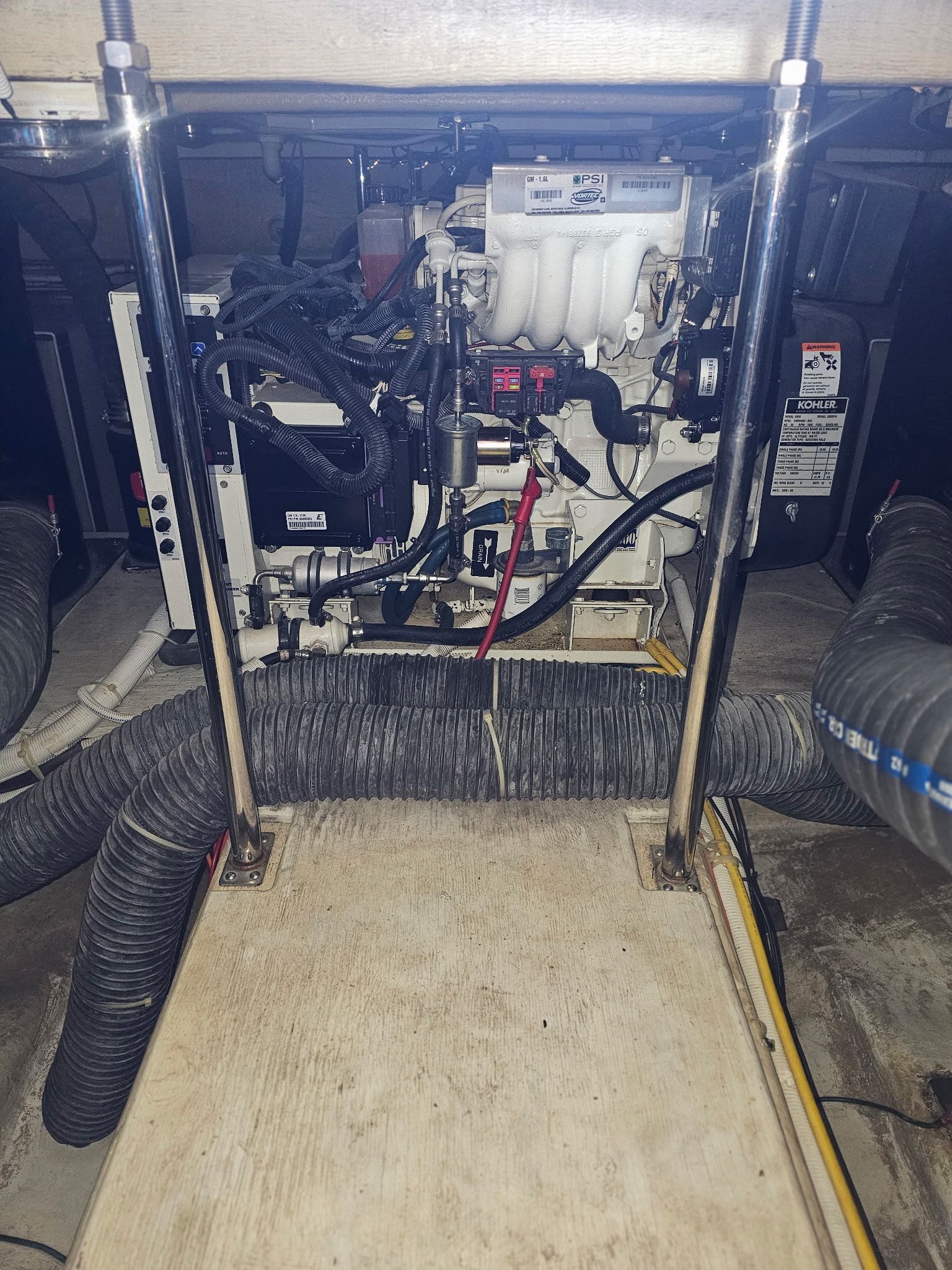 2006 Carver 42 Super Sport - 15