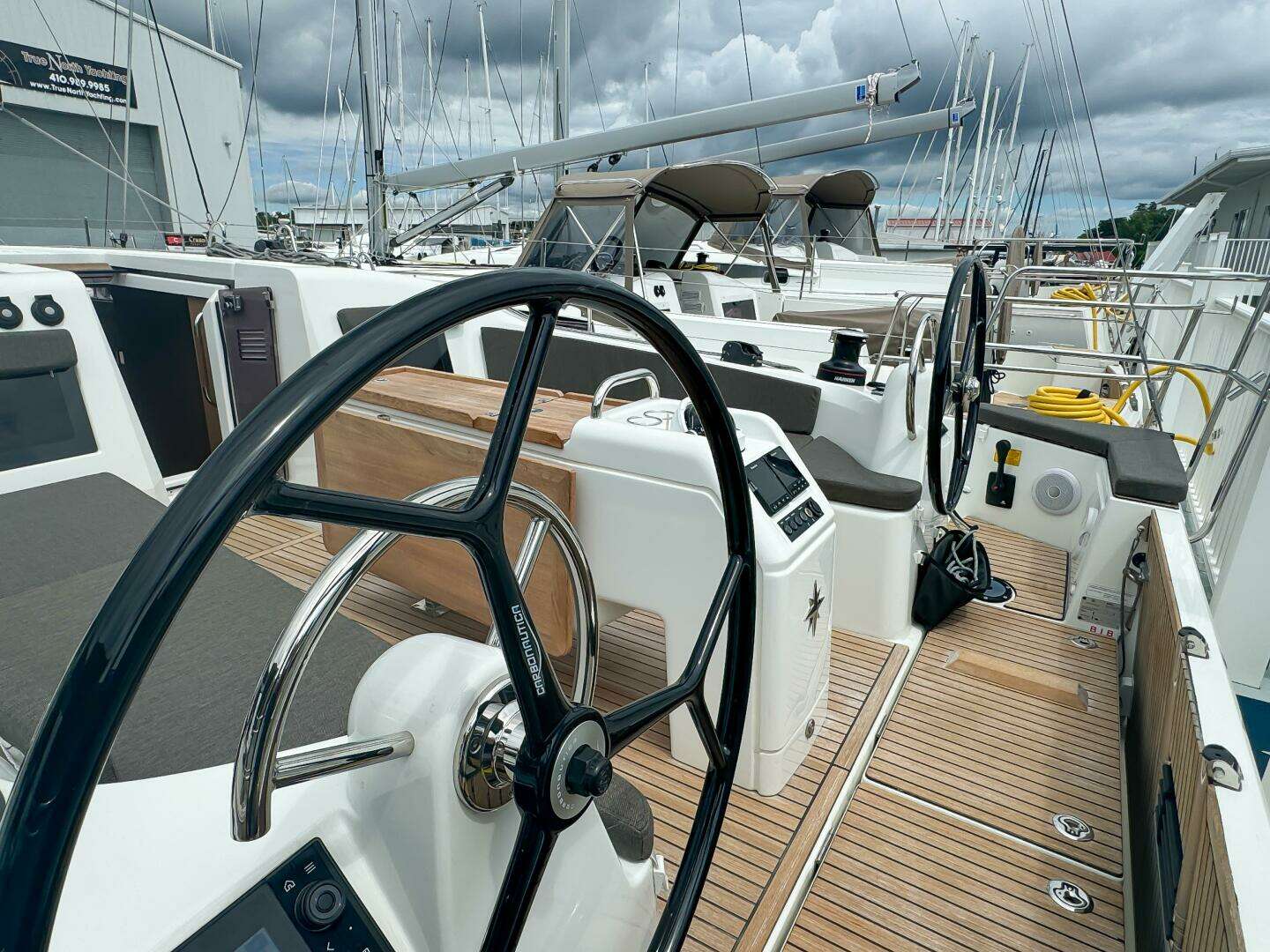 2024 Jeanneau Sun Odyssey 410 - Image 4
