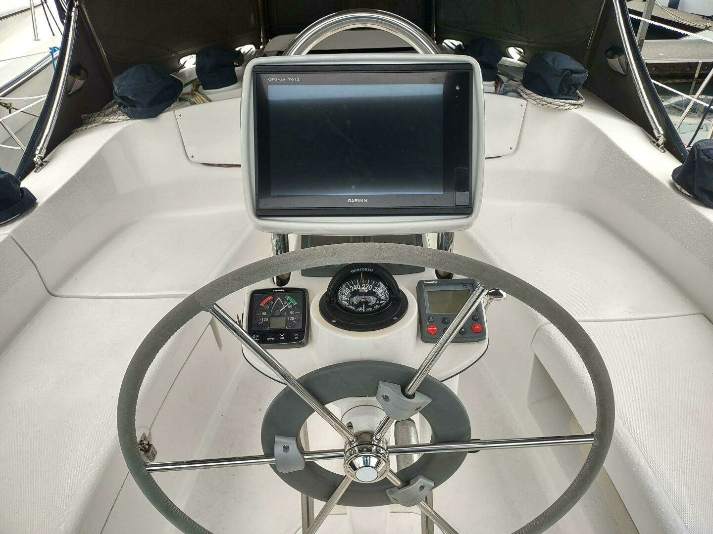 2003 Hunter — - Image 15