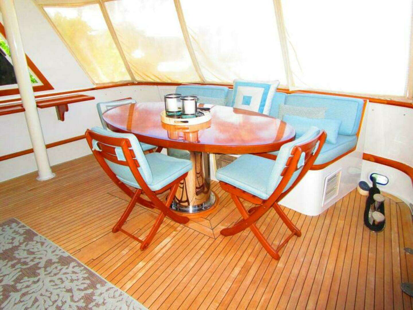 1986 Burger Flush Deck with Flybridge - Image 24