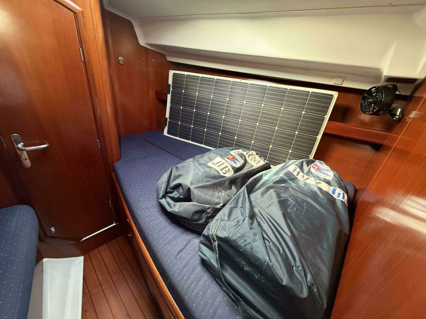 2003 Beneteau — - Image 26