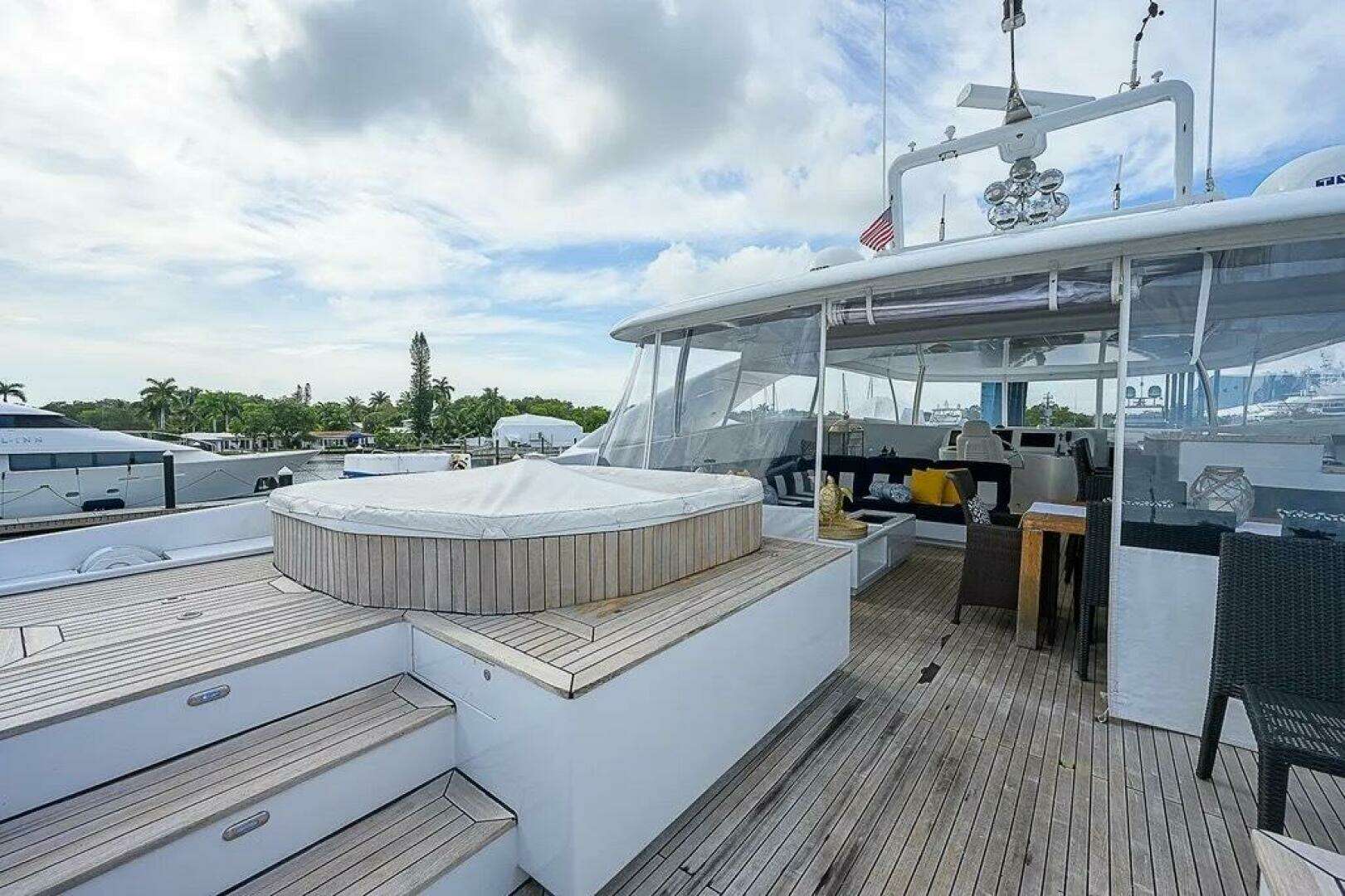 2005 DMB Danube Motor Yacht - Image 24