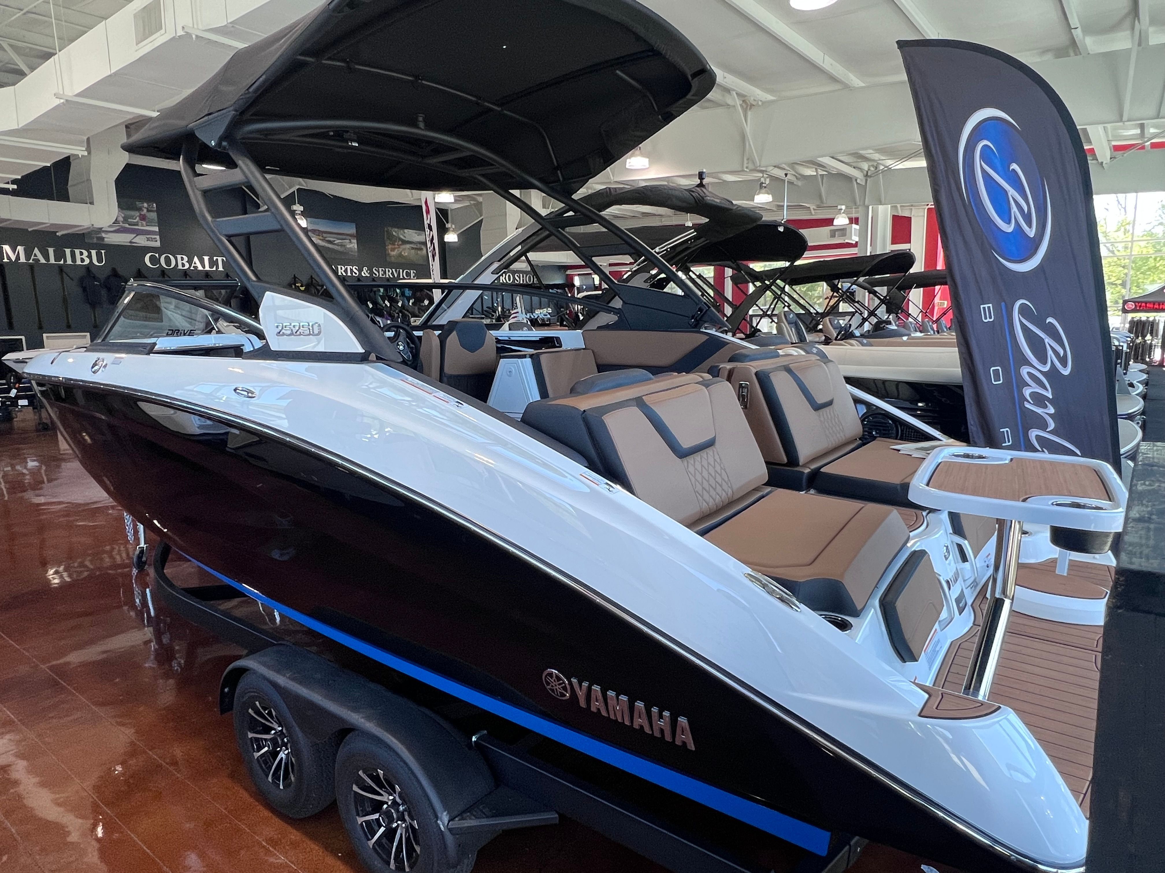 2026 YAMAHA 252 SD - Image 3