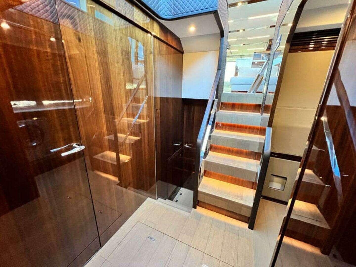 2020 Fairline Squadron - Image 35