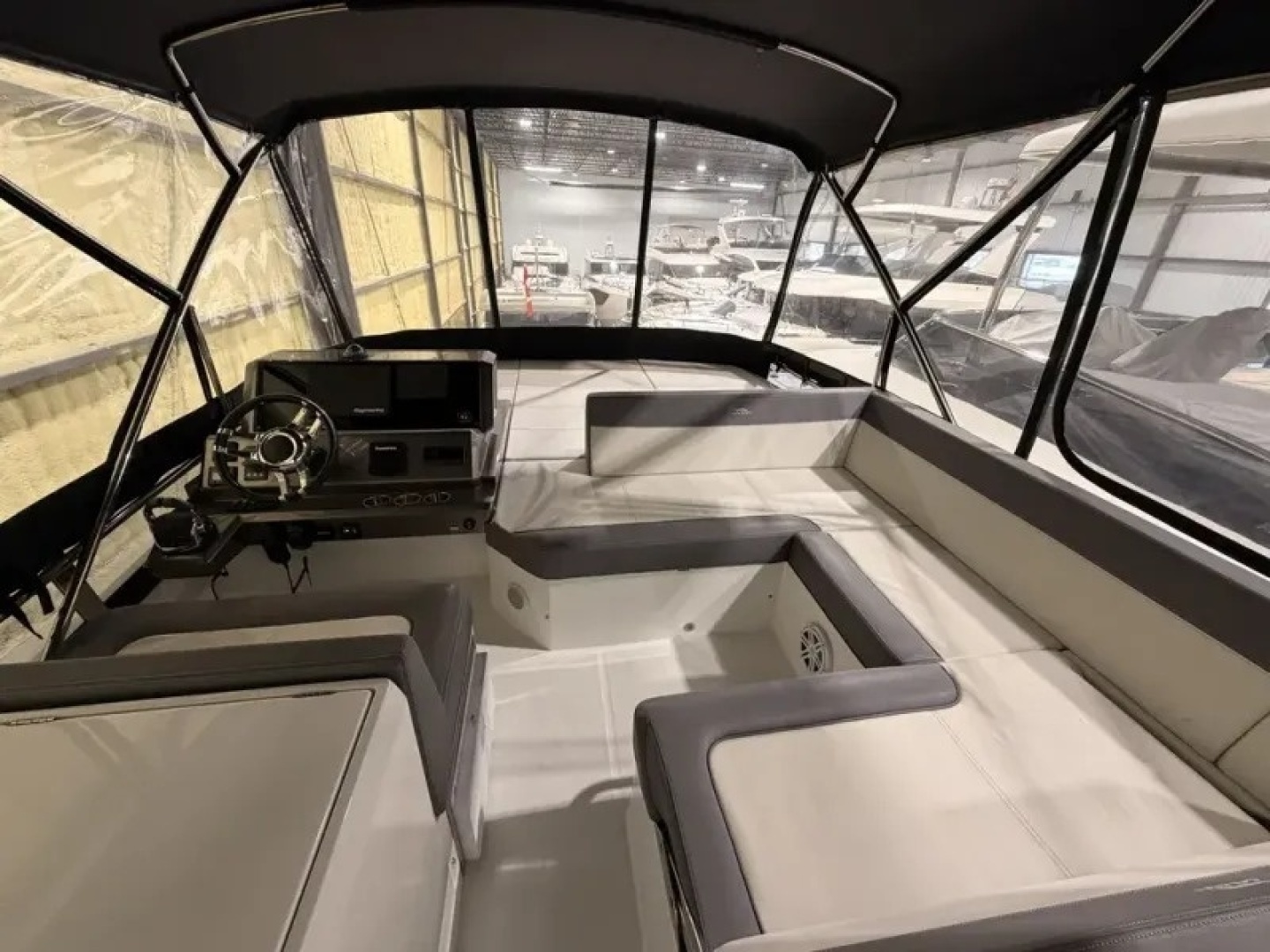 2023 Galeon 500 FLY - Image 26