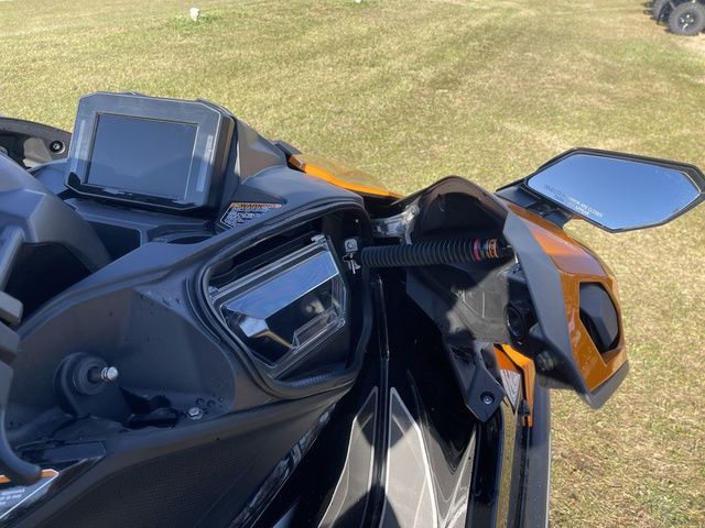 2024 Kawasaki Jet Ski Ultra® 160LX-S - 19
