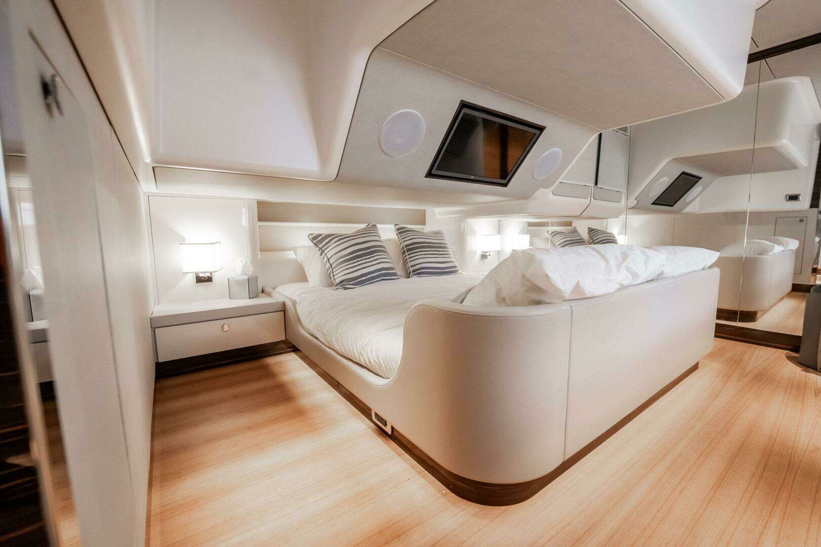 2025 Zeelander Z5 - Image 28