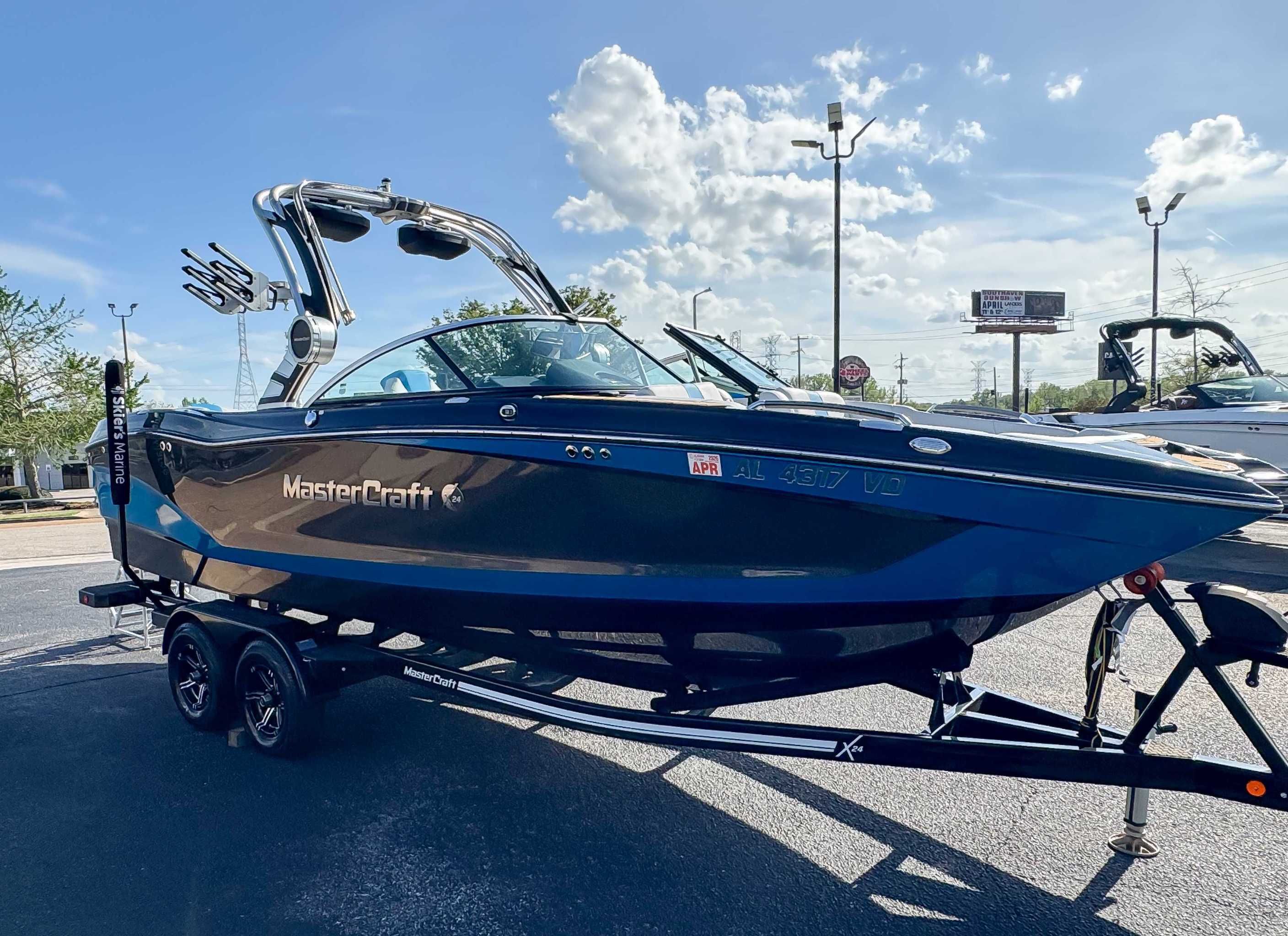 2019 MasterCraft X24 - 6