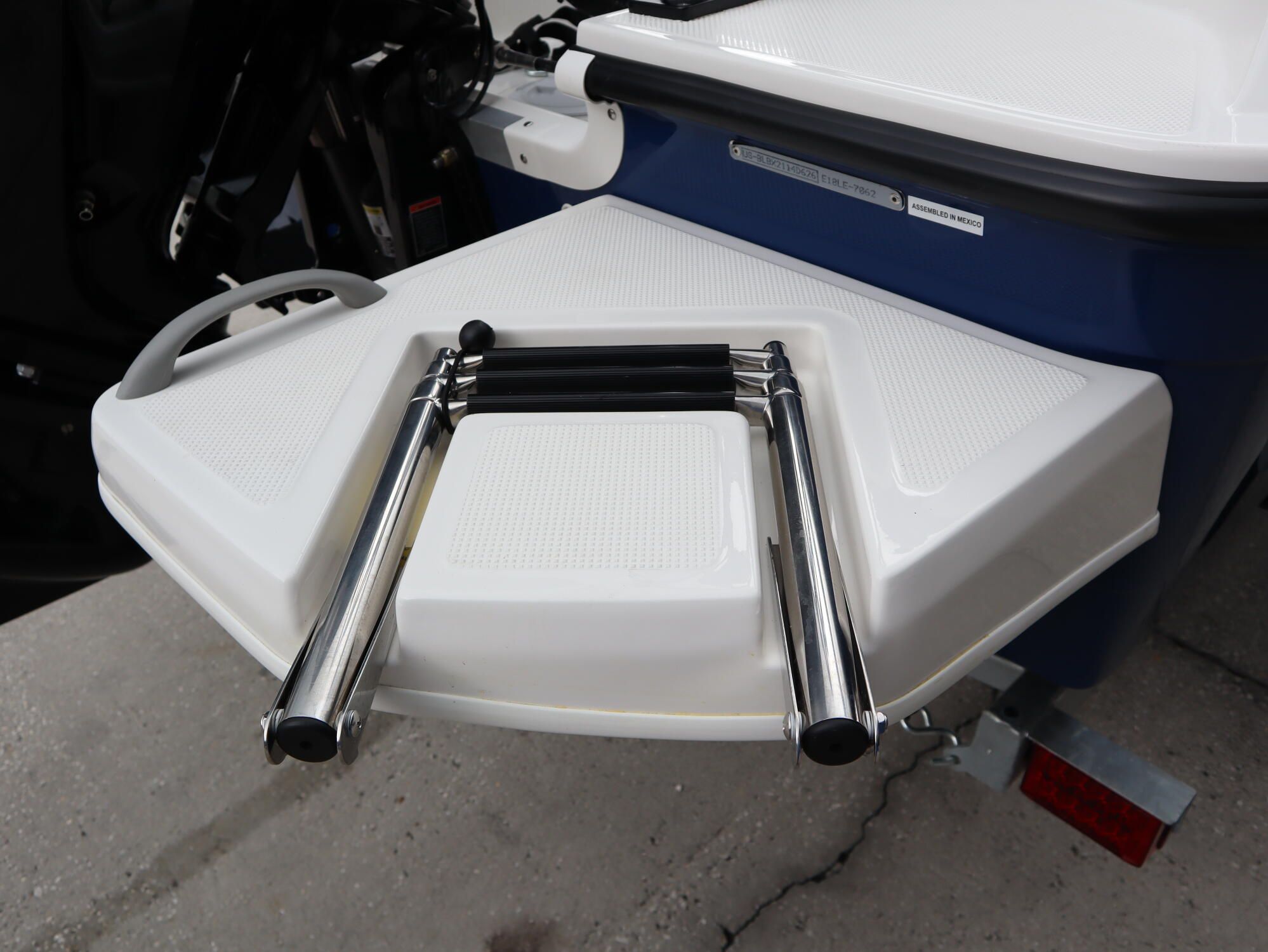 2026 Bayliner E18 LIMITED EDITION - 19