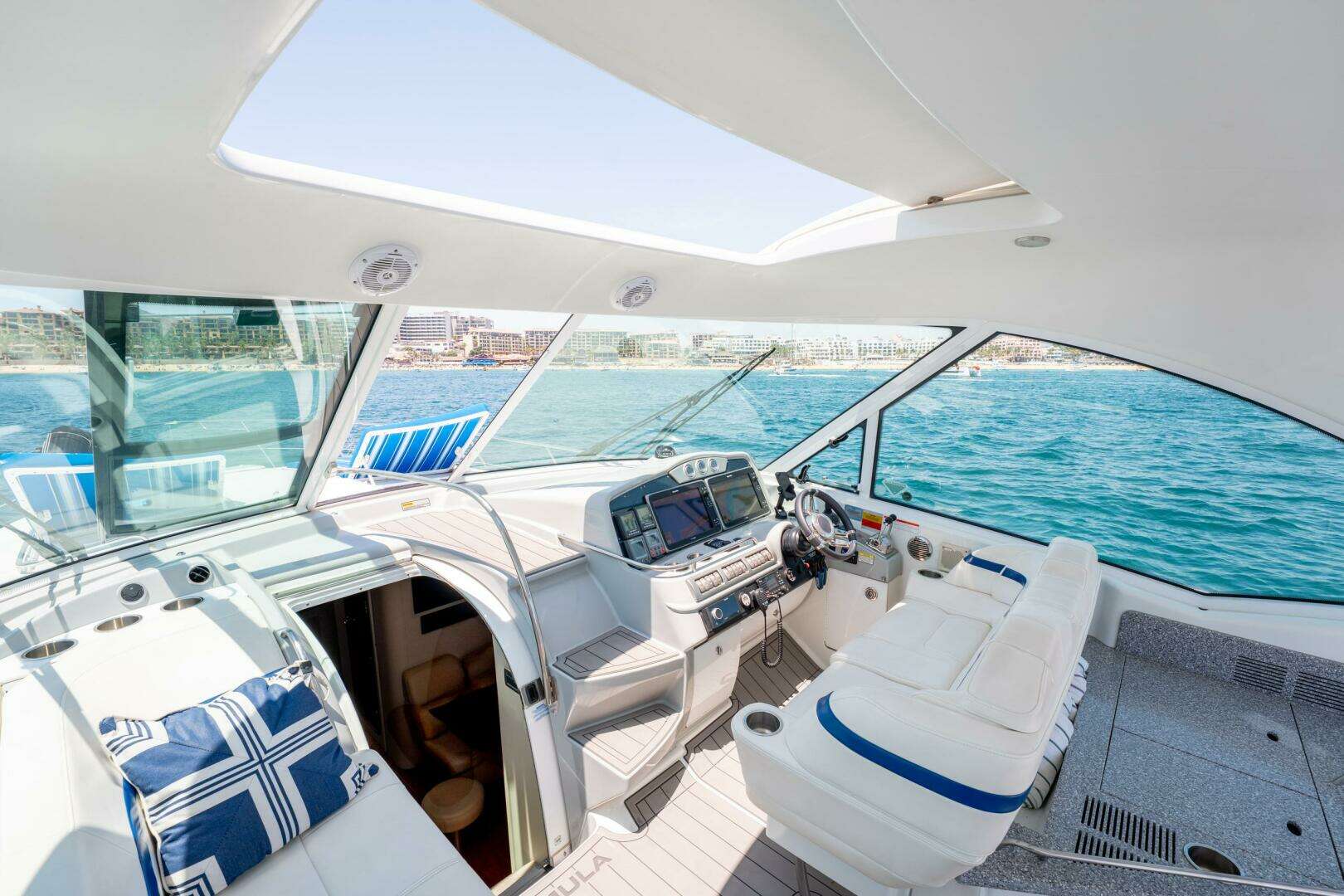 2007 Formula 45 Yacht - Image 49