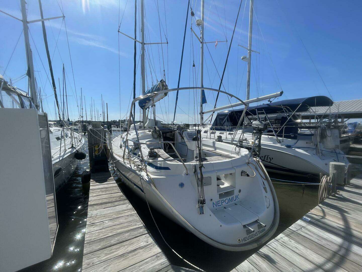 2002 Bavaria 40 - Image 3