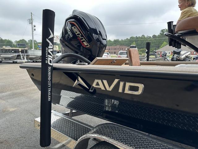 2025 Avid 23 FS Magnum - 11