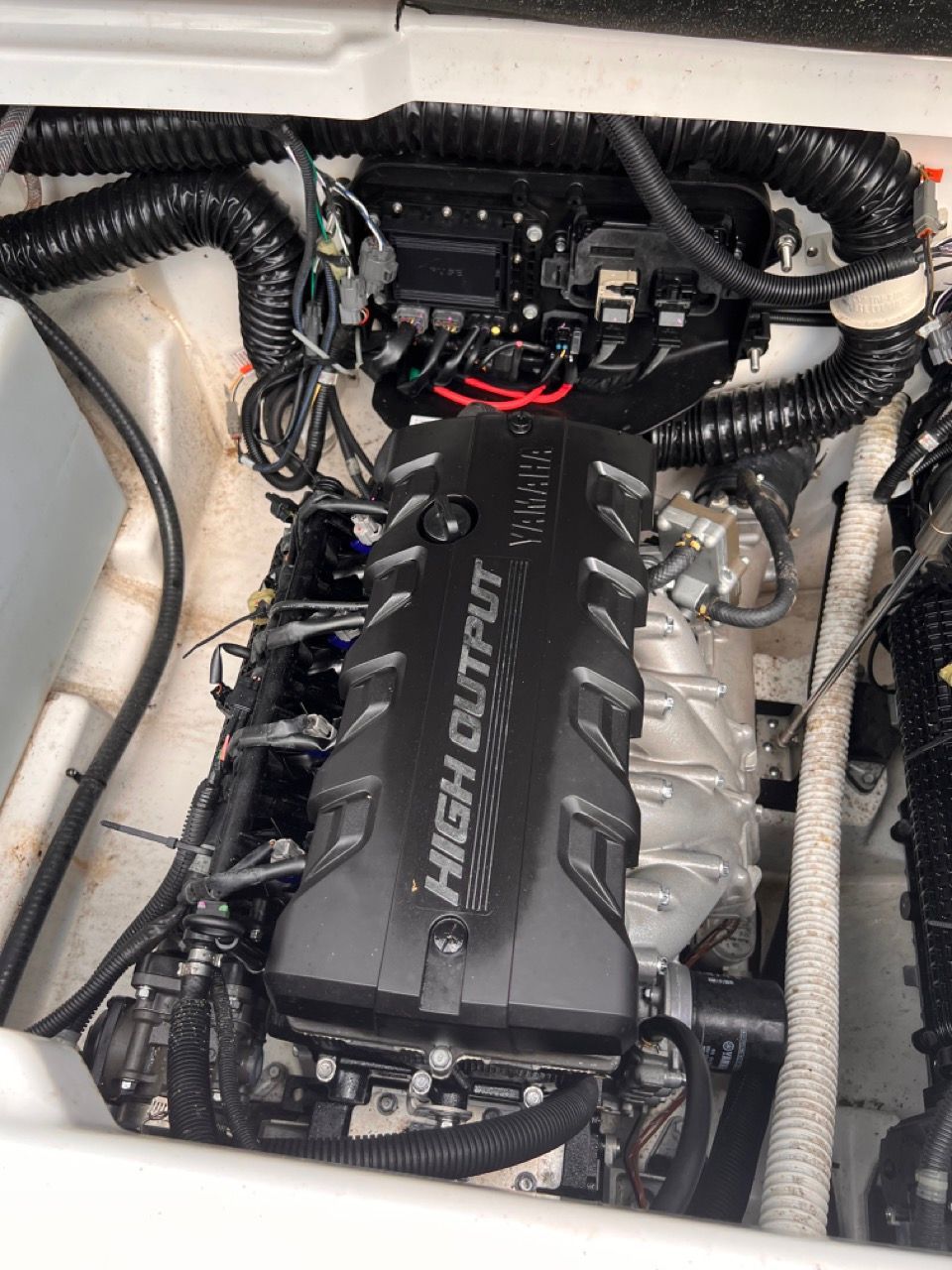 2023 Yamaha Boats 252S - 70