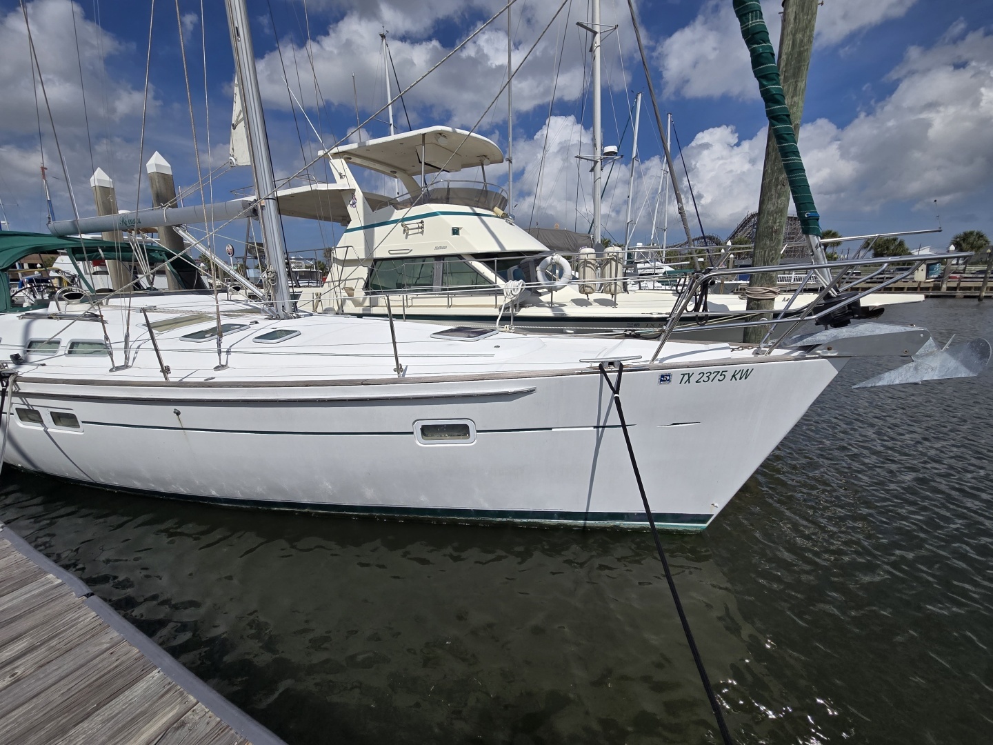 2004 Beneteau 423 - Image 11