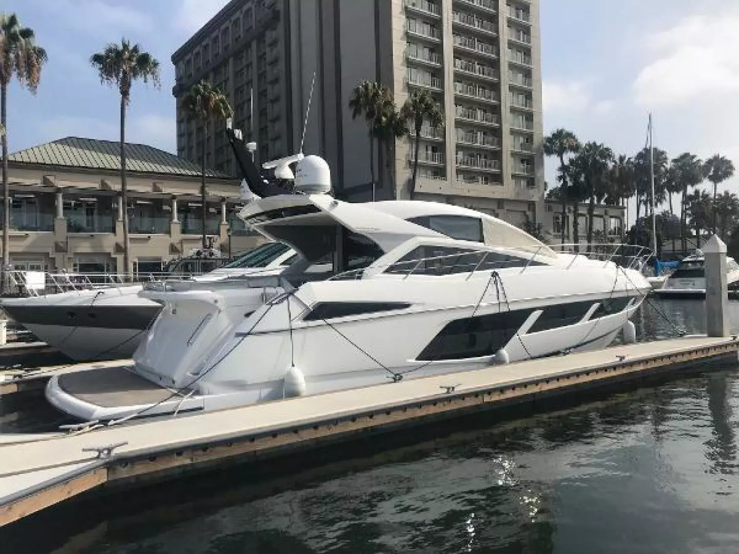 2015 Sunseeker Predator - Image 2