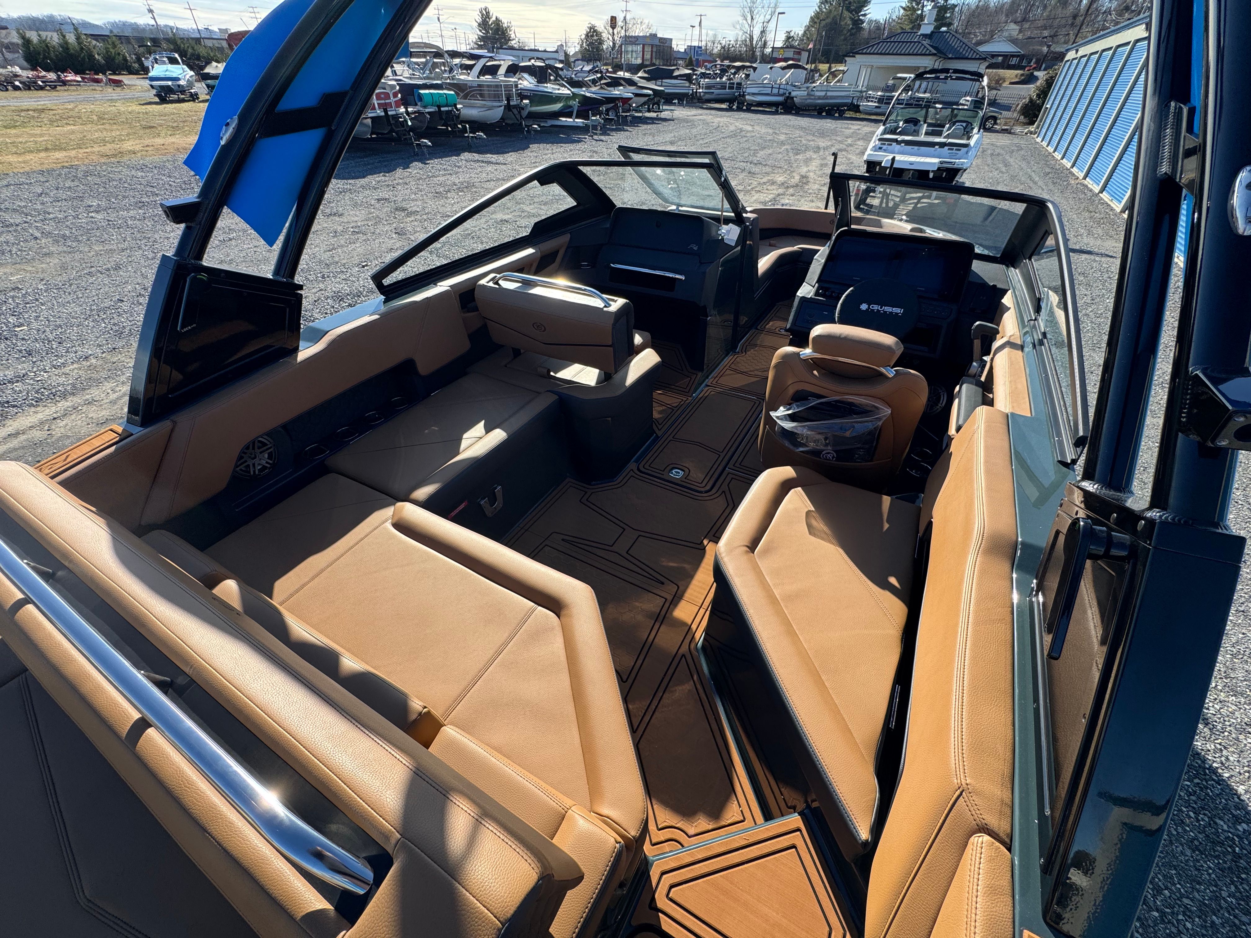 2026 Cobalt R4 Surf - 18