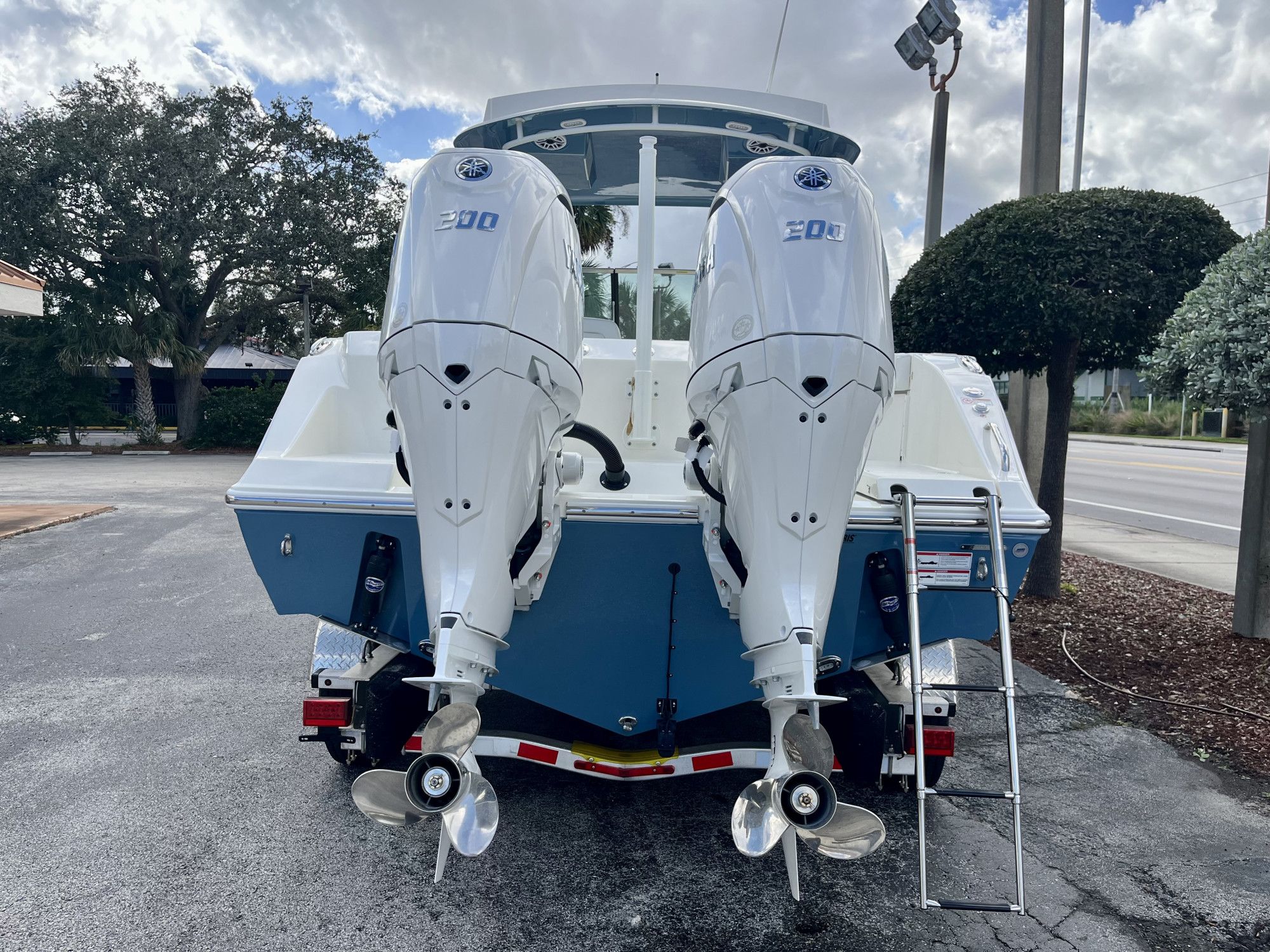 2026 Cobia 280 Dual Console - 5