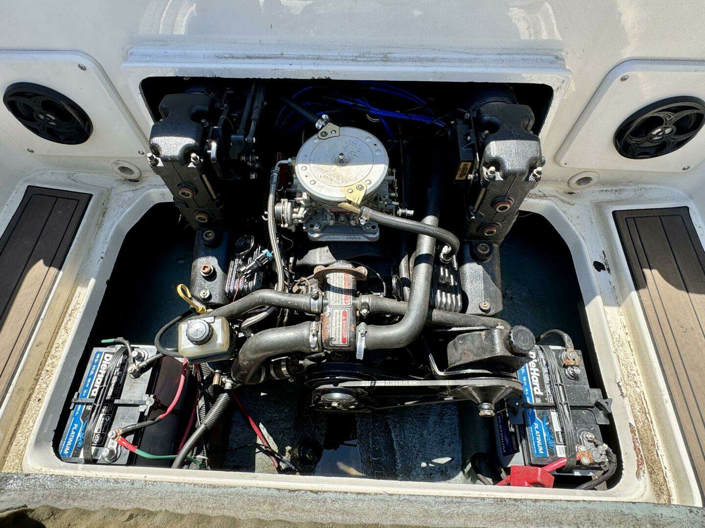 1999 Sea Ray 215 Express Cruiser - Image 77