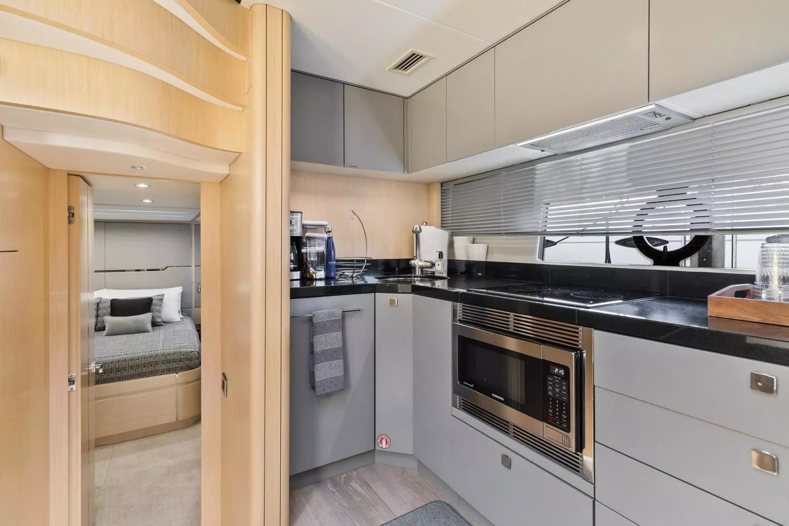 2018 Sunseeker Predator 68 - Image 25