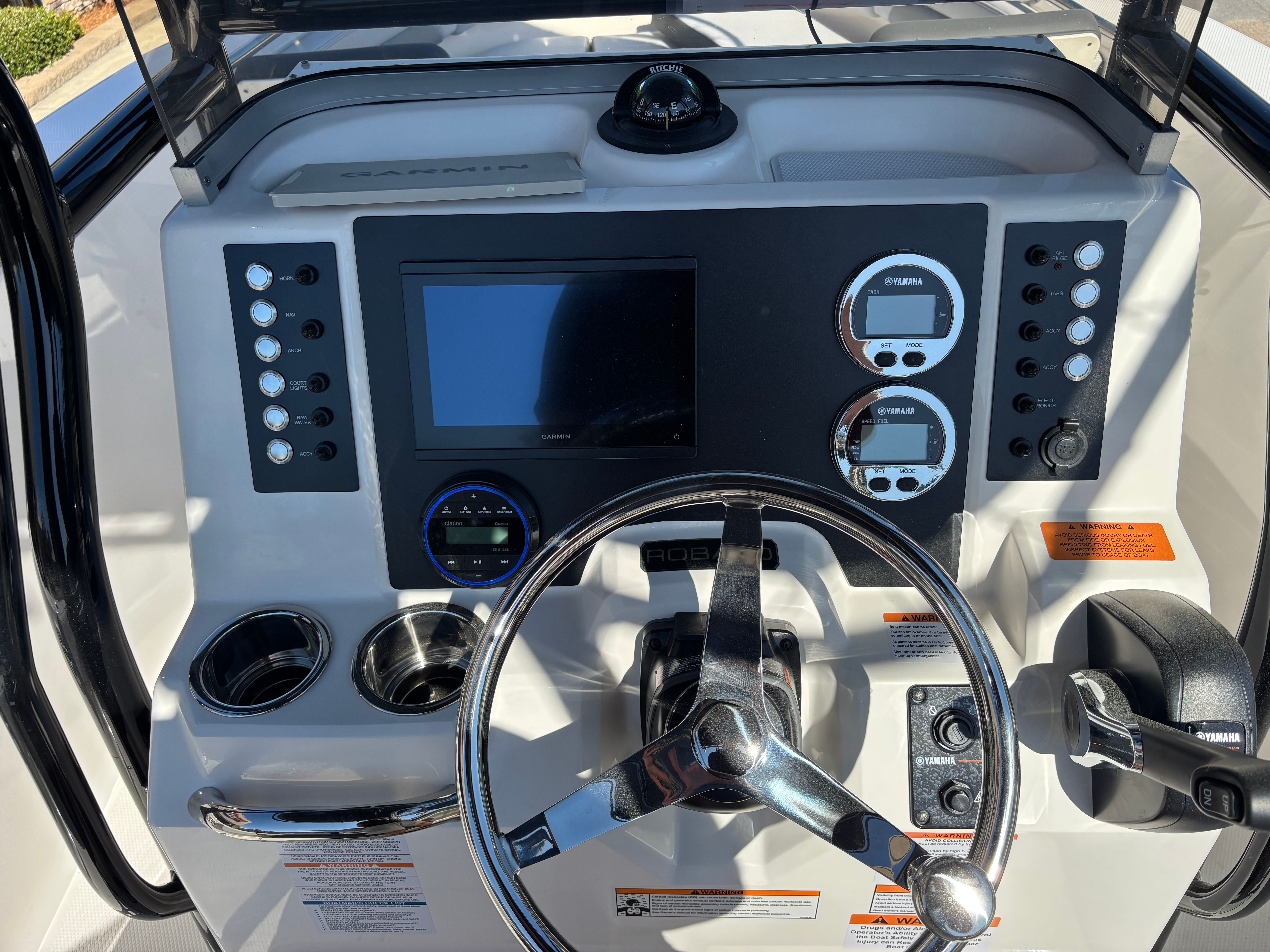2026 ROBALO 202 EX - Image 13
