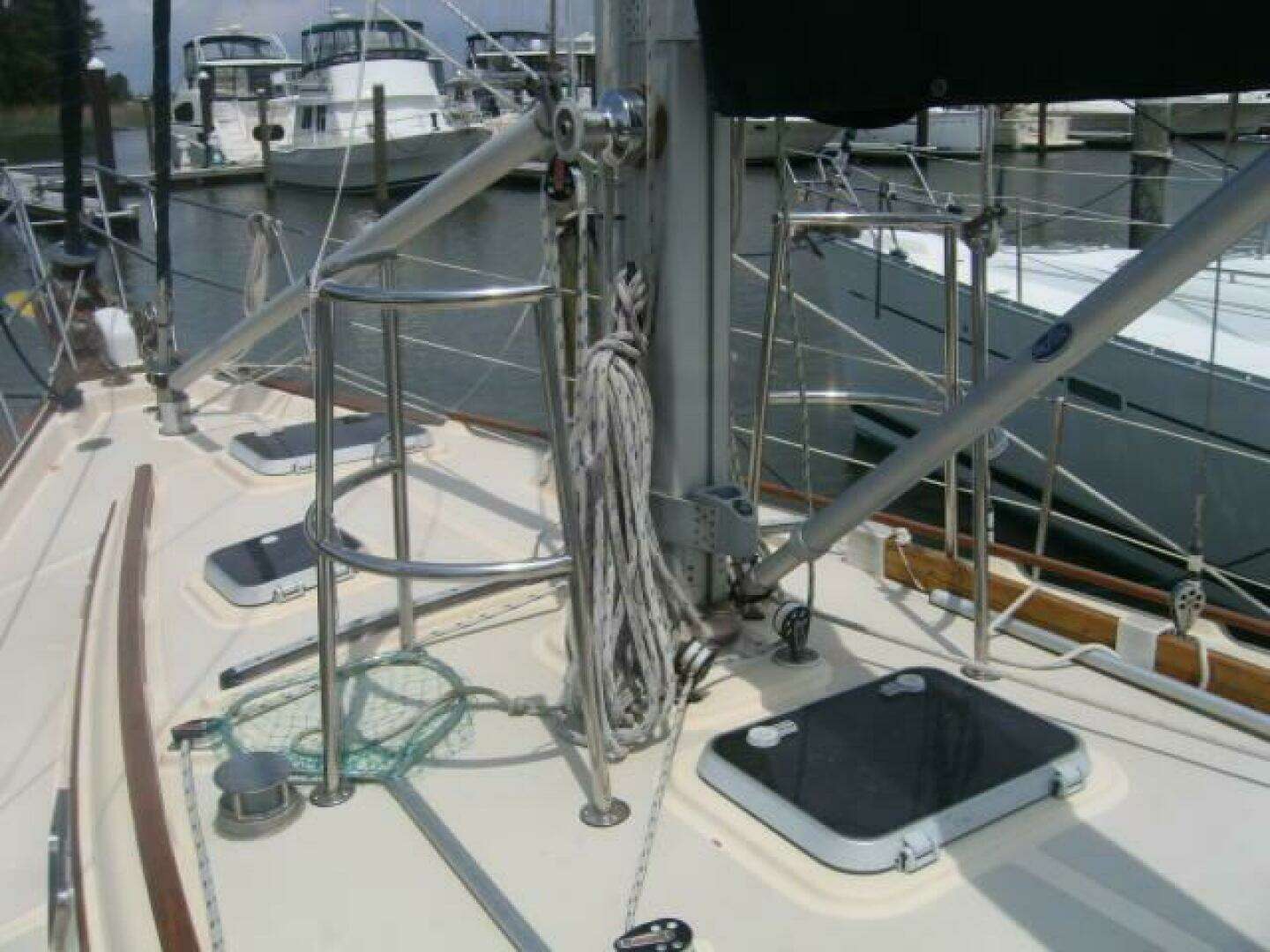 1989 Island Packet 35 - Image 3